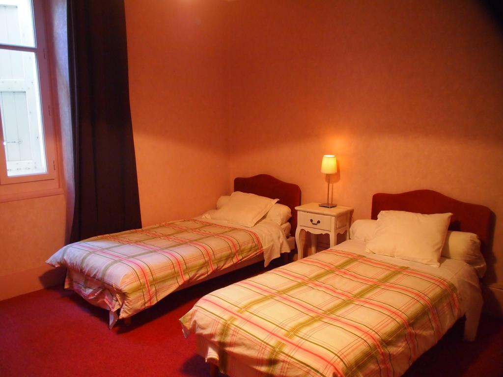 Hotel Emma Calve Millau Zimmer foto